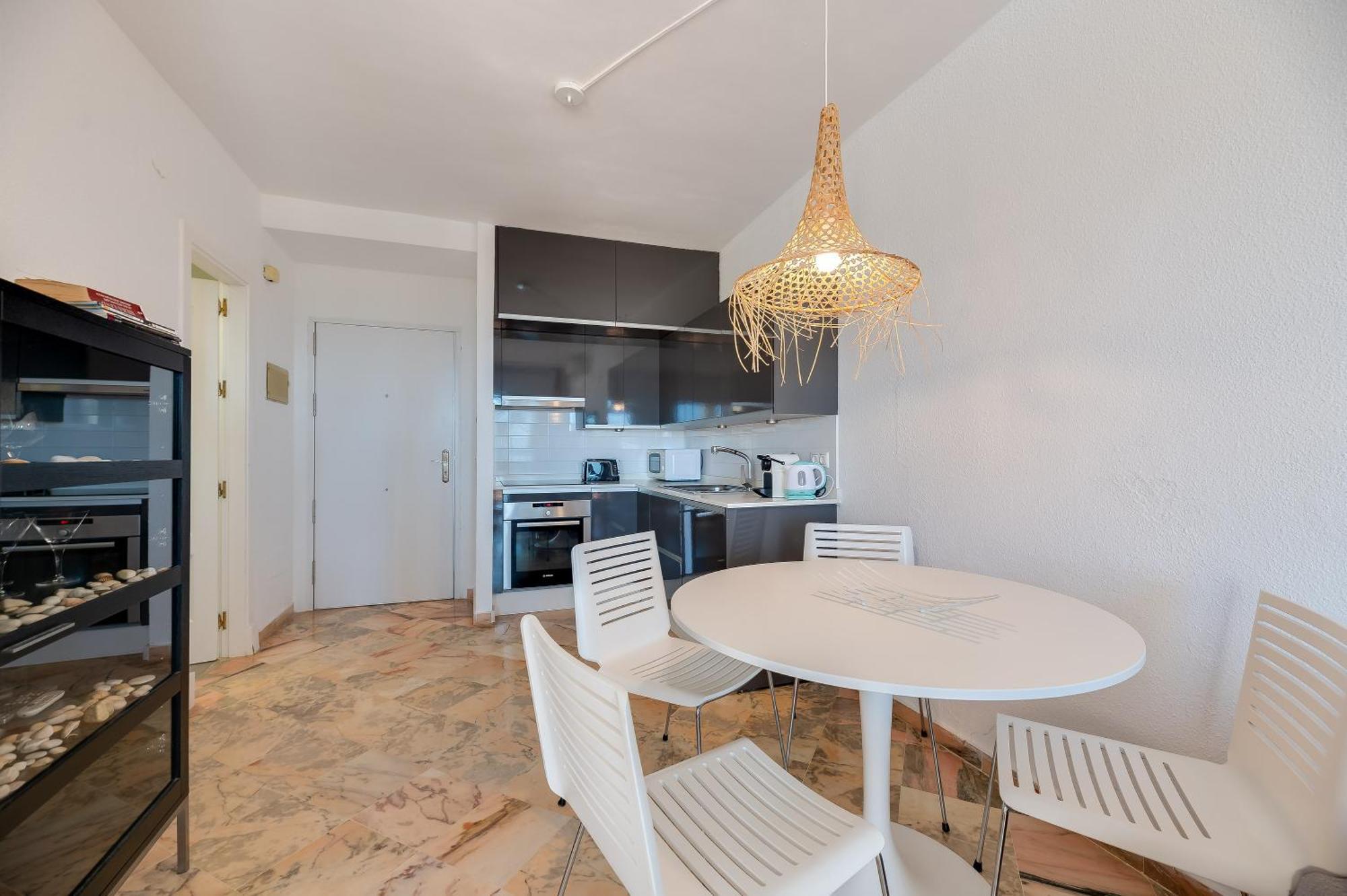 Front Line Beach Studio Apartment Marbella Exterior foto